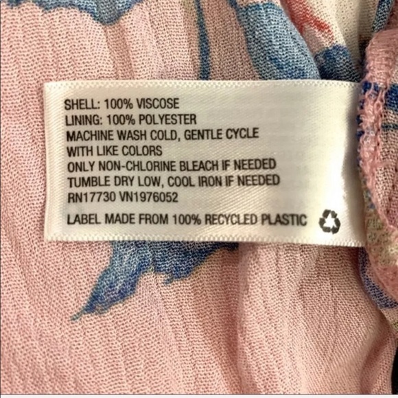 *SOLD* Off shoulder floral midi maxi dress buttons - Picture 9 of 13